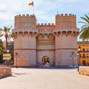 Valencia por libre en tren de alta velocidad