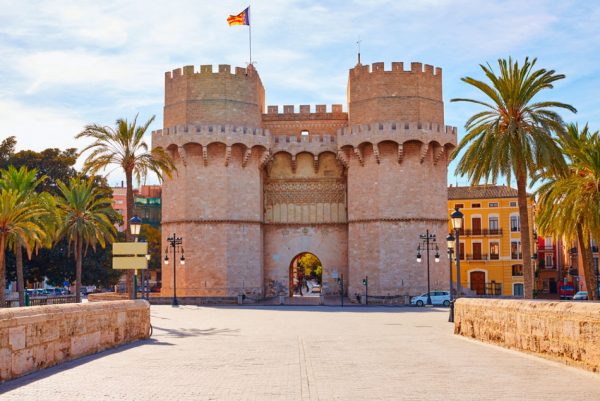 Valencia por libre en tren de alta velocidad