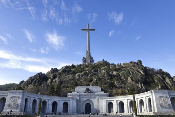 Excursión a Segovia, El Escorial y Valle de los Caídos